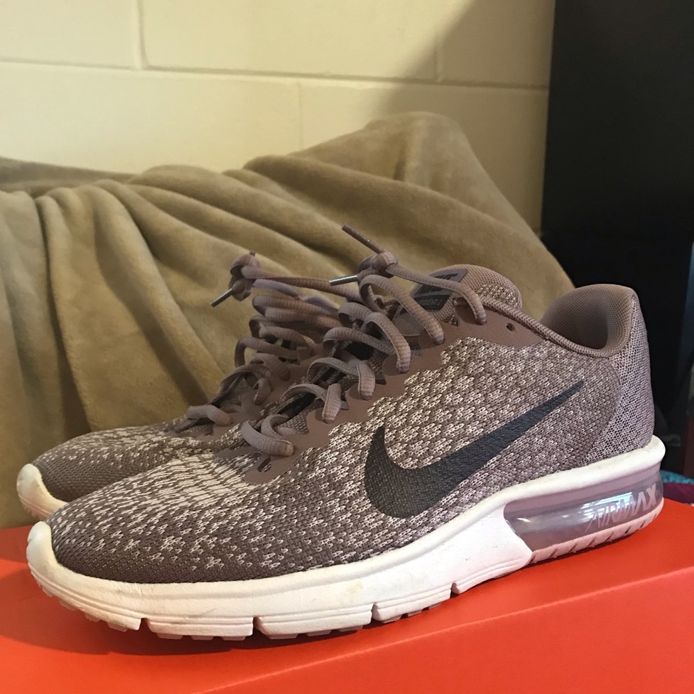 Nike air max sequent 2